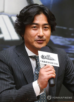 3일 오후 서울 영등포구 여의도동 KBS 신관 국제회의실에서 열린 KBS 2TV 논픽션 버라이어티 프로그램 ‘청춘FC 헝그리 일레븐’ 제작발표회에서 감독을 맡은 안정환이 인사말을 하고 있다.
