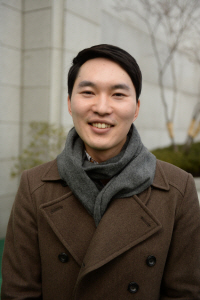 <2016 신춘문예>함께 해줬던 사람에게 보상 되길 바라며 써