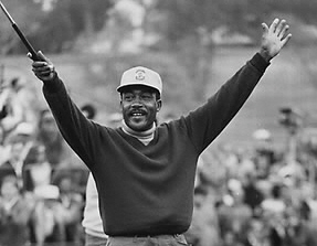 흑인 최초의 PGA 멤버 찰리 시포드.