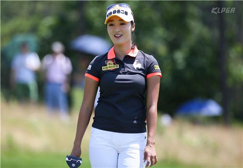 통산 2승을 역전승으로 장식한 오지현.<KLPGA 제공>