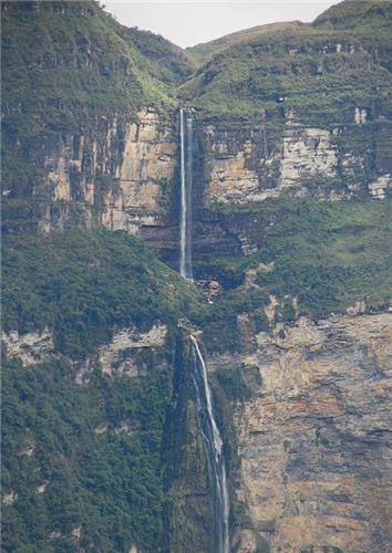 페루 곡타 폭포 전경
