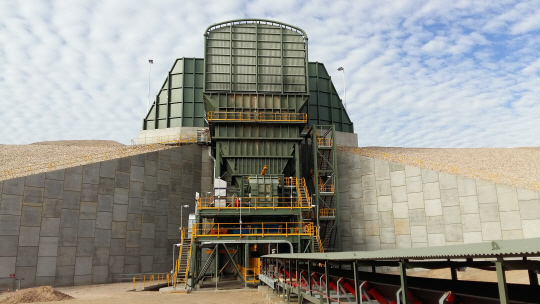 포스코건설은 철광·에너지 플랜트 공사 40년 노하우를 바탕으로 글로벌 에너지 플랜트 건설시장을 선도하고 있다. 포스코건설이 지난 5월 성공리에 준공한 호주 물라벤 유연탄개발 플랜트 건설 현장.