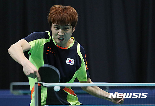 2일(한국시간) 브라질 리우데자네이루의 리우센터 파빌리온3에서 올림픽 탁구대표 정영식이 훈련을 하고 있다.