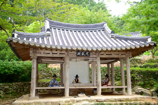 광주광역시와 광주 북구, 전남 담양군이 함께 추진하는 ‘풍류남도 나들이’의 주요 진행 장소인 담양군 남면 소쇄원 내 광풍각. 조선 중기 대표적 정원인 소쇄원은 양산보(1503∼1557)가 스승 조광조의 유배를 계기로 세상에 뜻을 버리고 고향에 내려와 조성했으며 안팎의 경관이 수려하다.
