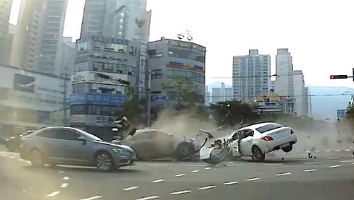 7월 31일 해운대에서 23명이 숨지고 23명이 다친 7중 추돌사고