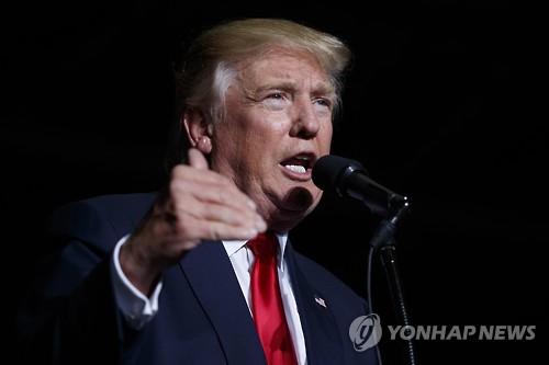 지난 27일 美오하이오주 제네바 유세장의 도널드 트럼프[AP=연합뉴스 자료사진]