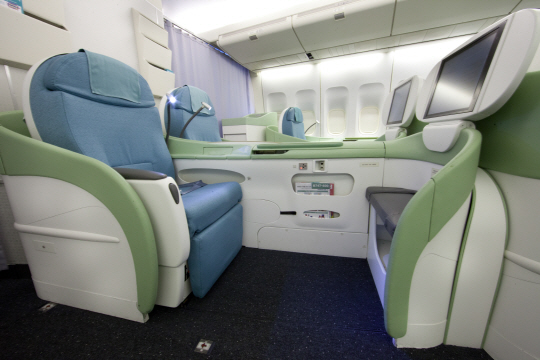 2005년 코스모 슬리퍼 시트.   대한항공 제공