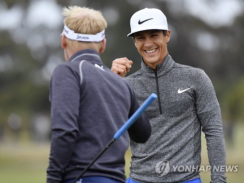 덴마크 토르비외른 올레센(우)과 쇠렌 키옐센(좌) [AP=연합뉴스]