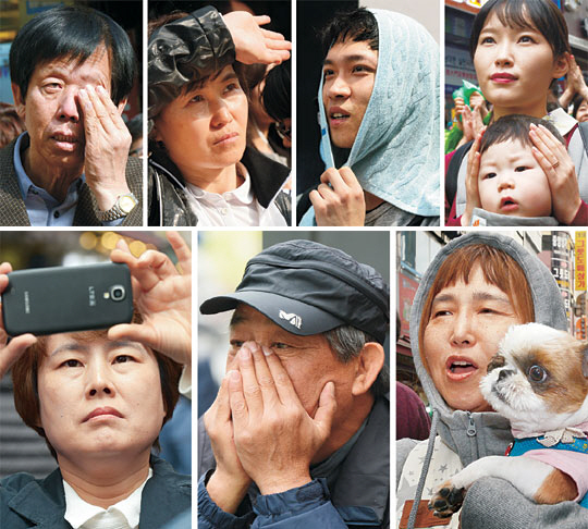 제19대 대통령 선거를 18일 앞둔 21일 전국 각지의 유세장에서 유권자들이 다양한 표정으로 후보들의 말에 귀를 기울이고 있다.   김선규·신창섭 기자 ufokim@