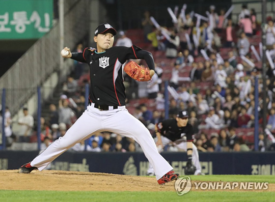 kt 이상화 역투 [연합뉴스 자료 사진]