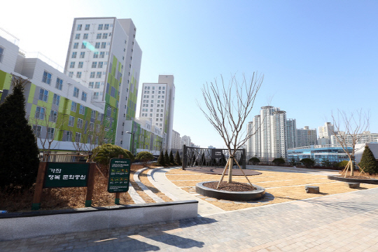 지난 2월 입주한 서울 서대문구 가좌지구 행복주택 전경.  자료사진