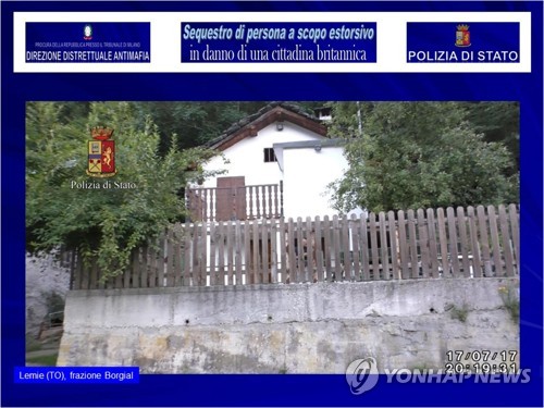 납치된 영국 모델이 감금됐던 집 [ EPA/ITALIAN POLICE PRESS OFFICE=연합뉴스]