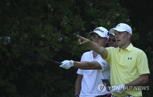 조던 스피스(오른쪽)와 저스틴 토머스 [AP=연합뉴스 자료사진]