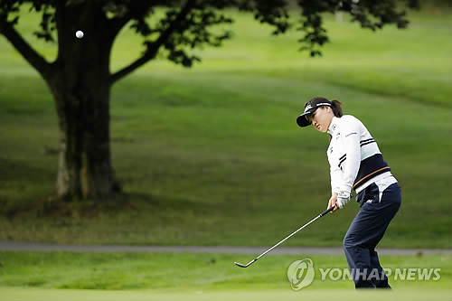 에비앙 챔피언십 1라운드에서 아이언샷하는 유소연 [AP=연합뉴스]