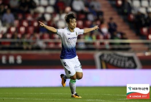 득점 세리머니를 펼치는 전북의 공격수 이동국.[한국프로축구연맹 제공=연합뉴스]