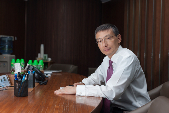 <‘미래를 이야기하자’ 中 석학 인터뷰>“中國夢 실현에 자유확대는 필수… 시장개방은 윈윈 해법”