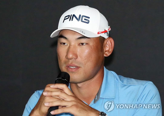 (인천=연합뉴스) 프로골퍼 김찬이 20일 오후 인천시 연수구 송도 잭니클라우스 골프클럽 코리아에서 열린 한국프로골프(KPGA) 코리안투어 ‘제네시스 챔피언십’ 기자회견에서 취재진의 질문에 답변하고 있다. 2017.9.20