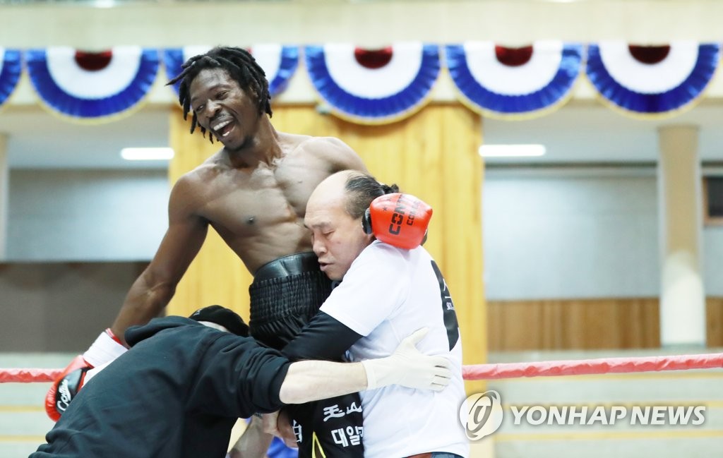 ‘난민 복서’ 이흑산, 이제 시작일뿐