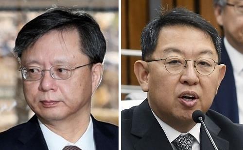 우병우 전 청와대 민정수석(왼쪽)과 이석수 전 특별감찰관 [연합뉴스 자료사진]
