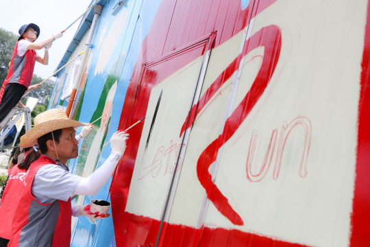 <도농상생 2017>직원 97% 봉사 참여… 축산발전기금 출연도
