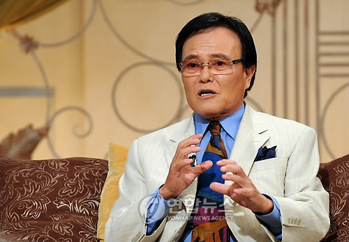 2009년 국내 방송에 출연했던 당시 자니윤