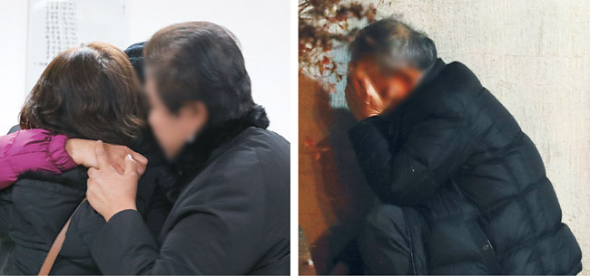 21일 오후 발생한 충북 제천의 스포츠센터 화재 희생자의 한 유가족(오른쪽 사진)이 제천서울병원에서 주저앉아 오열하고 있고, 또 다른 유가족들은 서로 부둥켜안은 채 흐느끼고 있다. 연합뉴스
