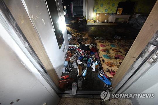 아파트 화재로 어린이 3명 숨져 [광주 북부소방서 제공=연합뉴스]