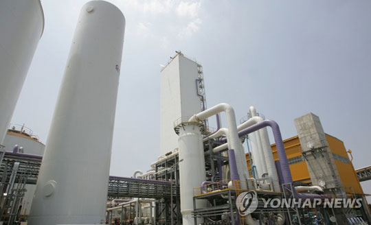 (포항=연합뉴스) 25일 근로자 4명이 유독가스에 질식한 사고가 난 포항제철소 산소공장. [포스코 제공=연합뉴스]