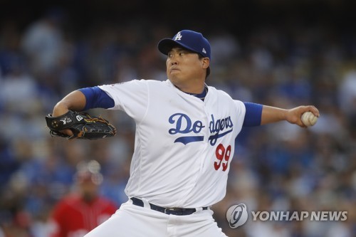 역투하는 류현진. [AP=연합뉴스]