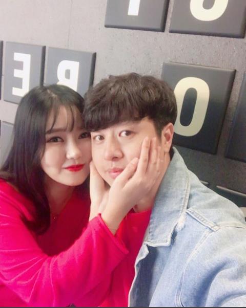 개그맨 유상무(오른쪽)-작곡가 김연지 [유상무 인스타그램 제공]