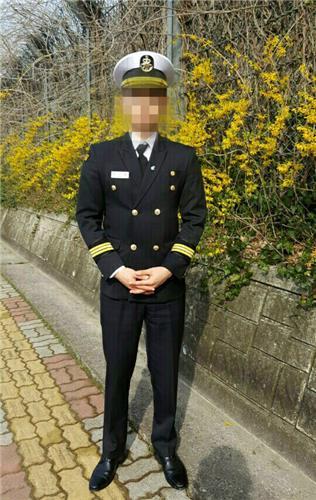 숨지기 전 목포해양대 3학년 B씨[독자 제공=연합뉴스]