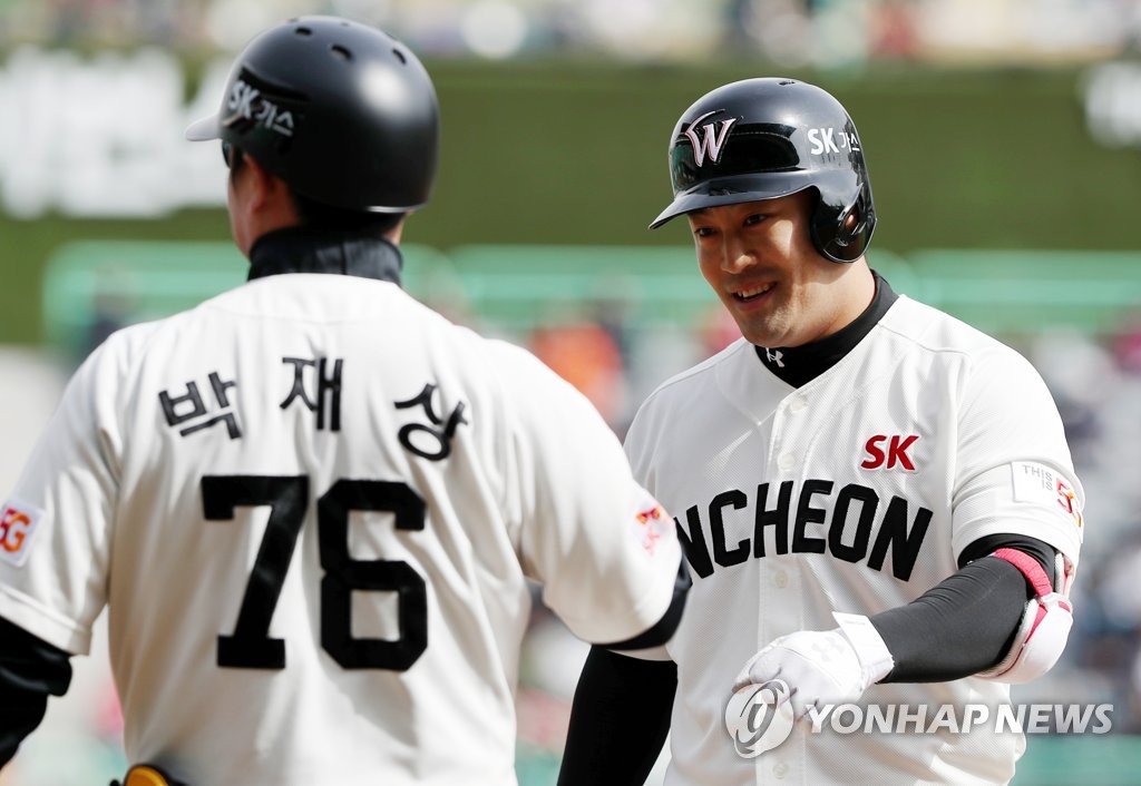 정의윤 1점 안타 [연합뉴스 자료 사진]