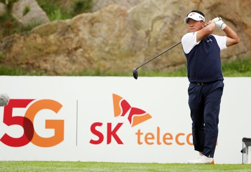 최경주 14번 홀 티샷[KPGA 제공]