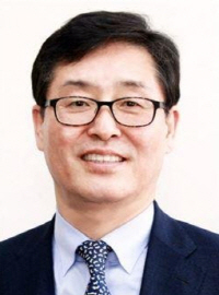 권인태