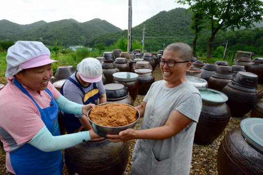 <가치공유 相生일자리 는다>山寺서 빚은 고추장·된장… 일자리 만들고 소비자 입맛 사로잡다