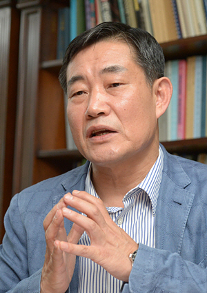 △육군 3사단장 △국방부 국방정책실 정책기획관 △수도방위사령부 사령관 △합참 작전본부장 △합참 차장