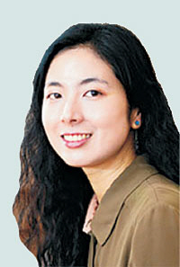 윤성은 영화평론가