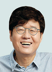 주철환 아주대 문화콘텐츠학과 교수  노래채집가