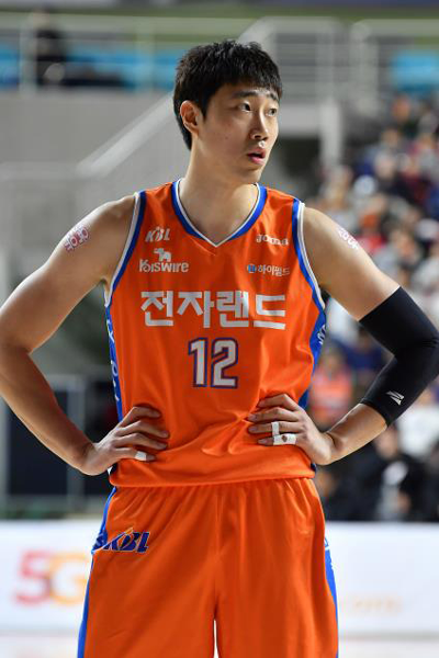 전자랜드 정효근 [KBL 사진제공]