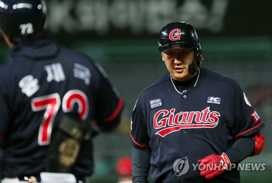롯데 자이언츠 4번타자 이대호 [연합뉴스 자료사진]