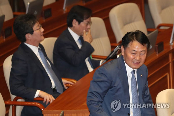 바른미래당 김관영 원내대표와 유승민 전 공동대표