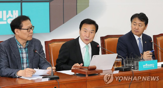 (서울=연합뉴스) 바른미래당 손학규 대표가 3일 국회에서 열린 최고위원회의에서 발언하고 있다.
