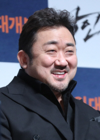 마동석