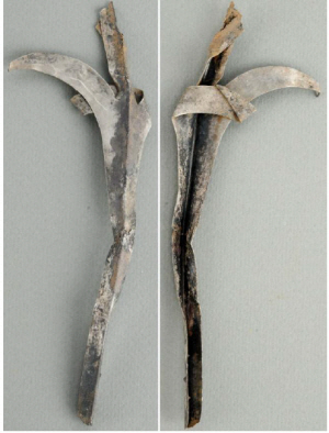 나주 송제리 고분에서 출토된 은제관식. 관식은 관모에 부착하는 장식이다.   문화재청 제공
