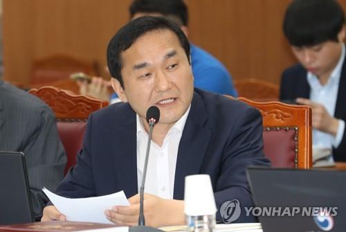 자유한국당 엄용수 의원[연합뉴스 자료사진]