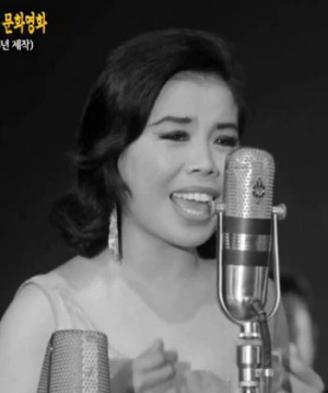 < His Story >“1969년 첫 만남… 내게 ”노래가 까분다“ 지도한 뒤 방송국 소개해줘”