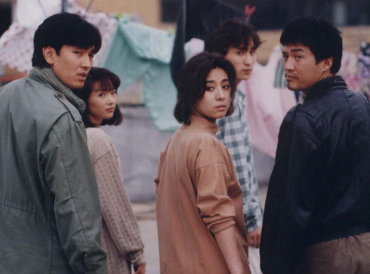 영화 ‘장미빛 인생’의 한 장면