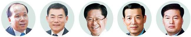 사진 왼쪽부터 김덕수 공주대 교수, 김도호 군인공제회 이사장, 민원식 전 KOBACO 사장 직무대, 박종헌 전 공군참모총장, 홍순기 GS 사장.