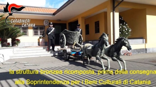 도난당했다 되찾은 청동 전차상. [ANSA 통신]