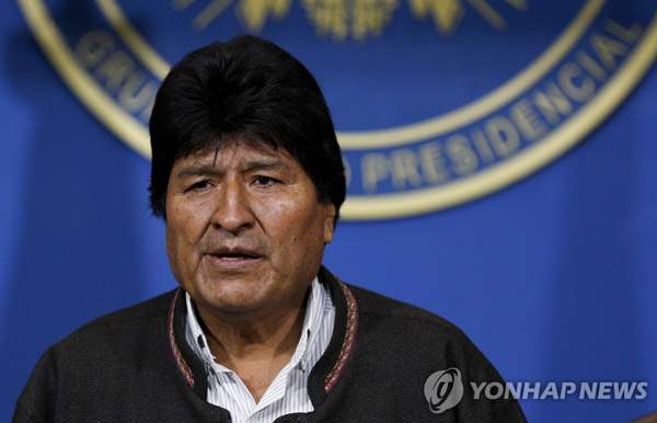 대선 재실시 발표하는 모랄레스 볼리비아 대통령[AP=연합뉴스]